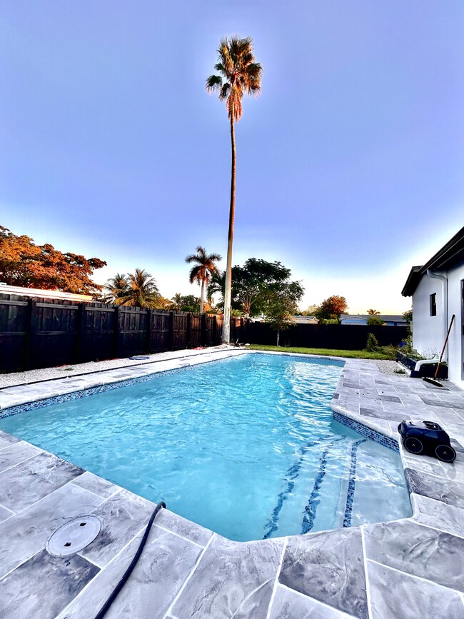 Photo - 132 NW 78th Ter