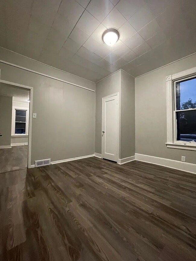 Photo - Charming 5 Bedroom Home for Rent!