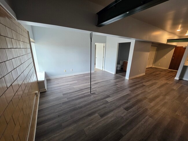 117 West St Unit 208