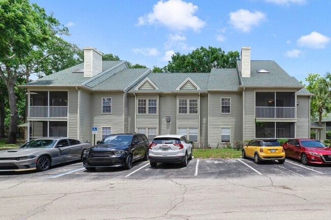 Photo - 6052 Westgate Dr Unit Apt 204