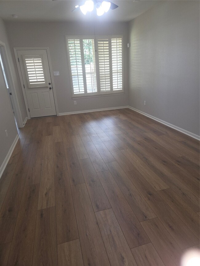 Photo - 18554 Jasmine Garden Pl