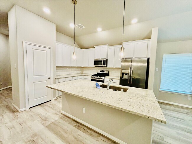 Photo - 19232 Hazel Firs Ln