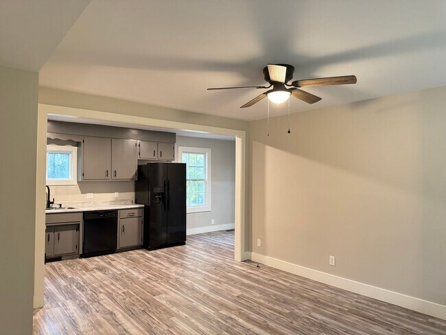Photo - Conveniently Located near Downtown and APS...