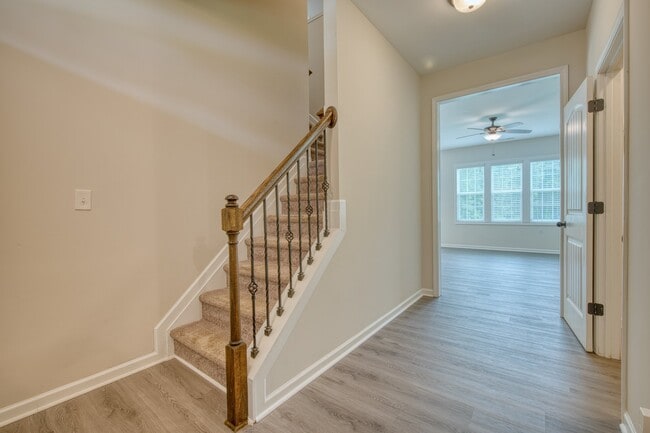 Photo - 305 E Webber Ln