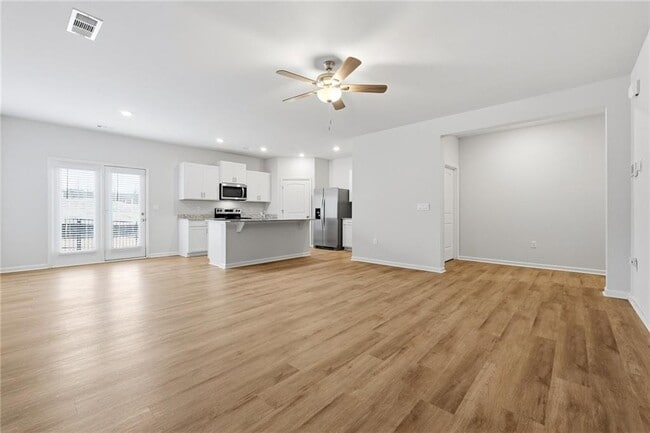 Photo - 255 Deerberry Dr