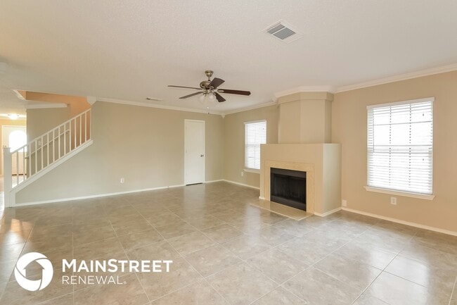 Photo - 8423 Manderly Pl