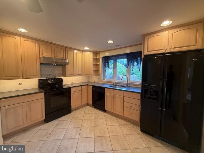 Photo - 118 Spring House Rd