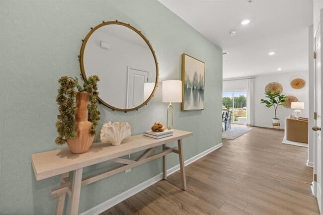 Photo - 16 Red Dragon Dr