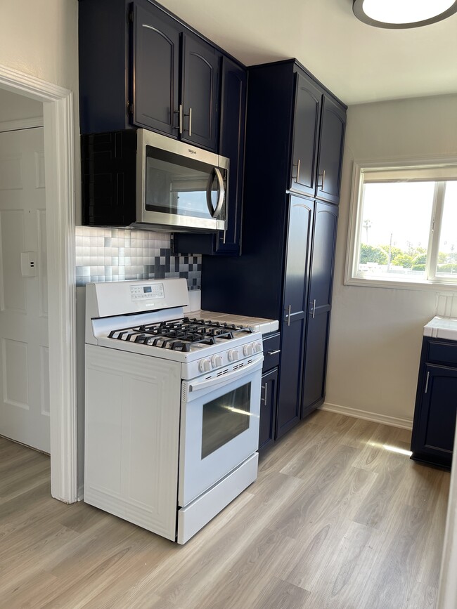 Photo - 702 S Pacific Coast Hwy Unidad Apartment C