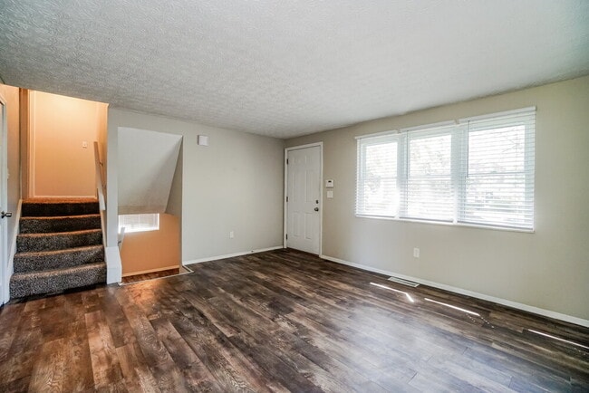 Photo - 5148 Cherry Creek Pkwy N