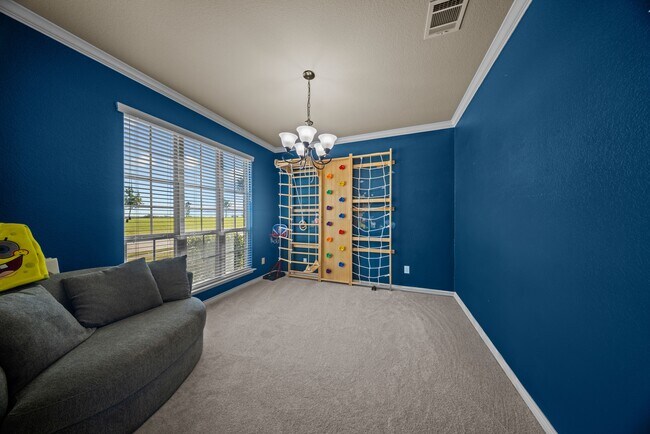 Photo - 115 Parkwood Dr