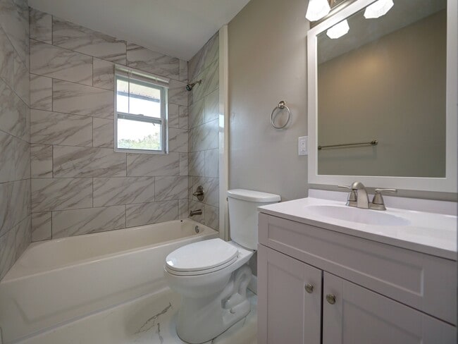 Photo - Cedar Park Apartments