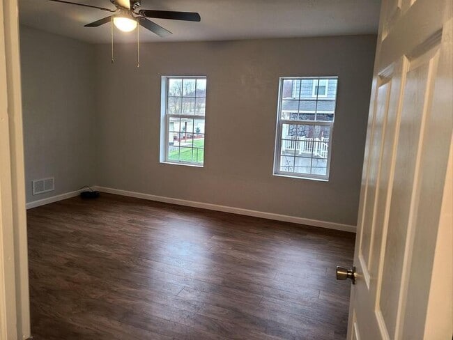 Photo - 411 First St