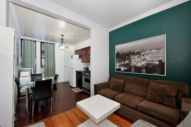 Building Photo - 520 8th Ave Rental