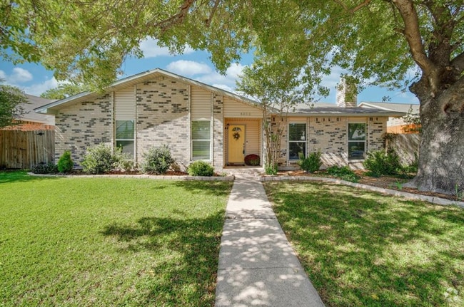 Building Photo - 6852 Younger Dr Rental