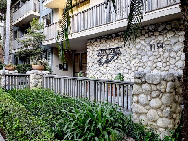 Entrance - 1134 Alta Loma Rd Unit 104