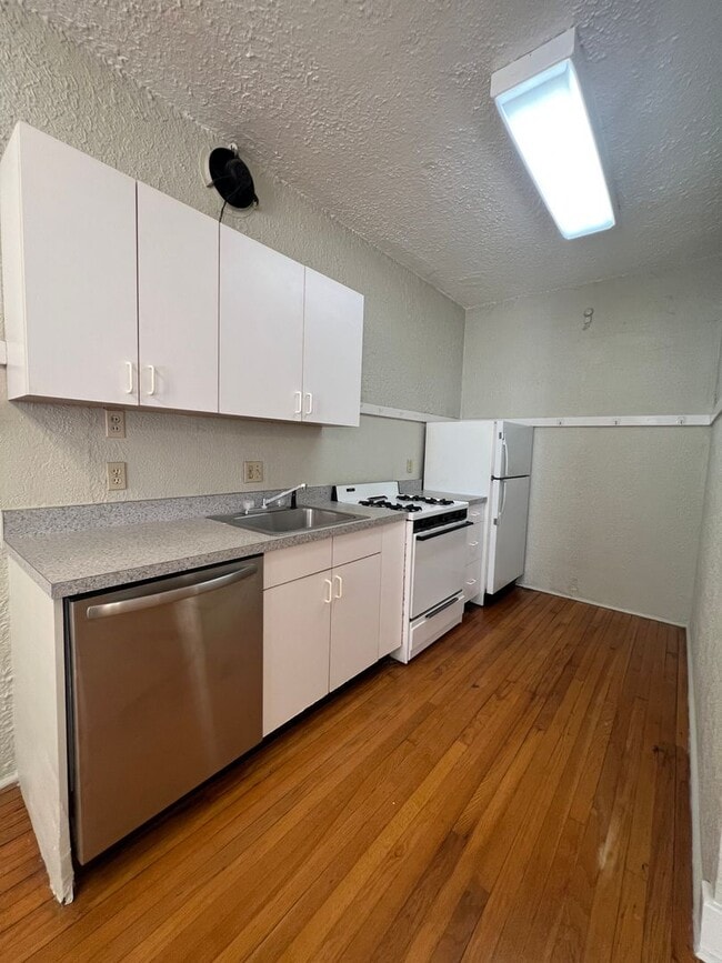 Photo - 1301 Napoleon Ave Unit K