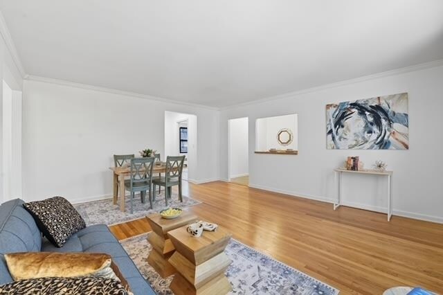 Photo - 67 W 48th St Unidad 234