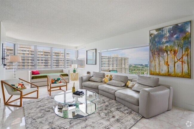 Building Photo - 1950 S Ocean Dr Unit 19E Rental