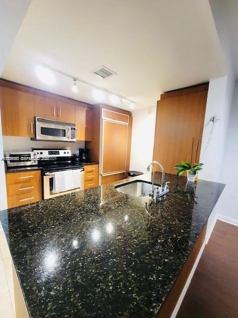 10275 Collins Ave Unit 327
