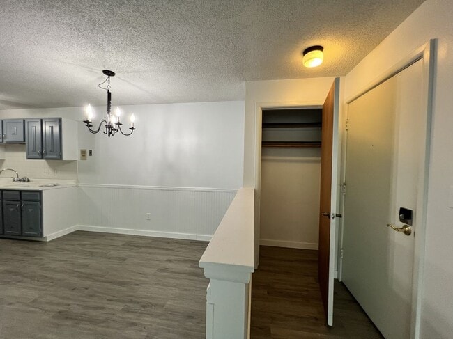 255 Elmwood Ave Unit 205