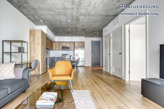 Photo - 1027 Wilshire Blvd Unidad FL6-ID551