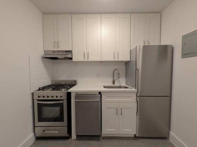 Photo - 10 bedroom in New York NY 10011 Unidad 4d