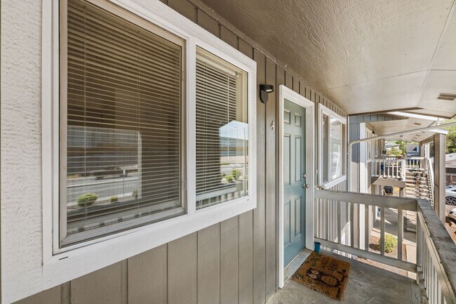 Photo - 3125 E Carlisle Ave Unidad #7