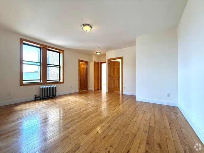 Building Photo - 20 Magaw Pl Rental