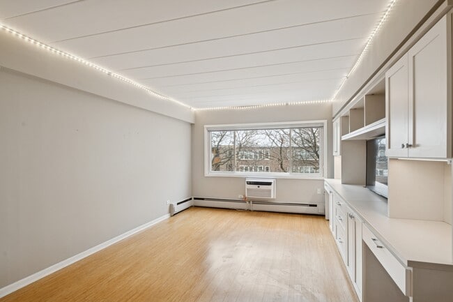 Photo - 5616 N Kenmore Ave Unit 4E