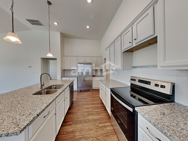 Photo - 2008 Beaver Farm Ln