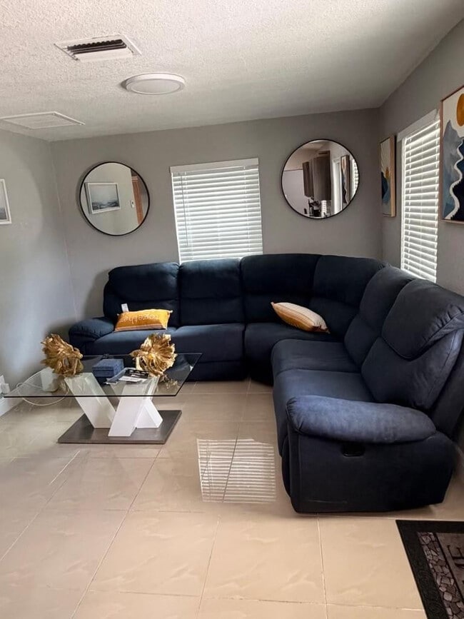 Photo - 1558 NW 5th Ave