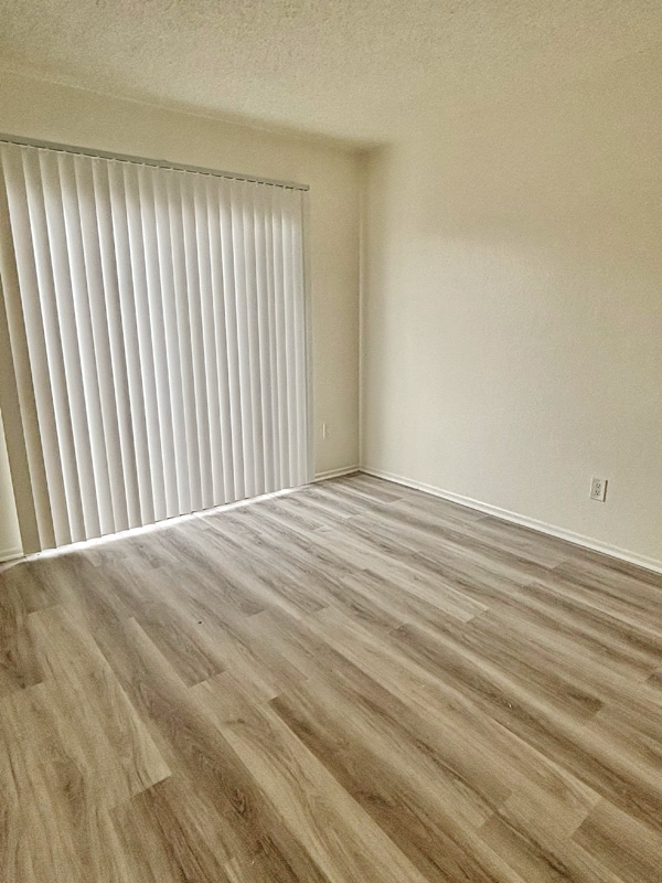 Photo - 216 Cypress Ave Unidad G