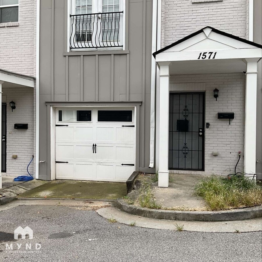 Photo - 1571 Laurel Park Cir