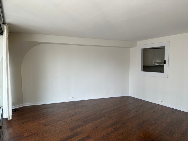 Photo - 300 N State St Unit 4135