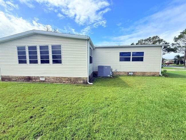 Photo - 220 Ellsworth Dr