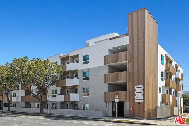 Photo - 1600 Venice Blvd. Unidad 102