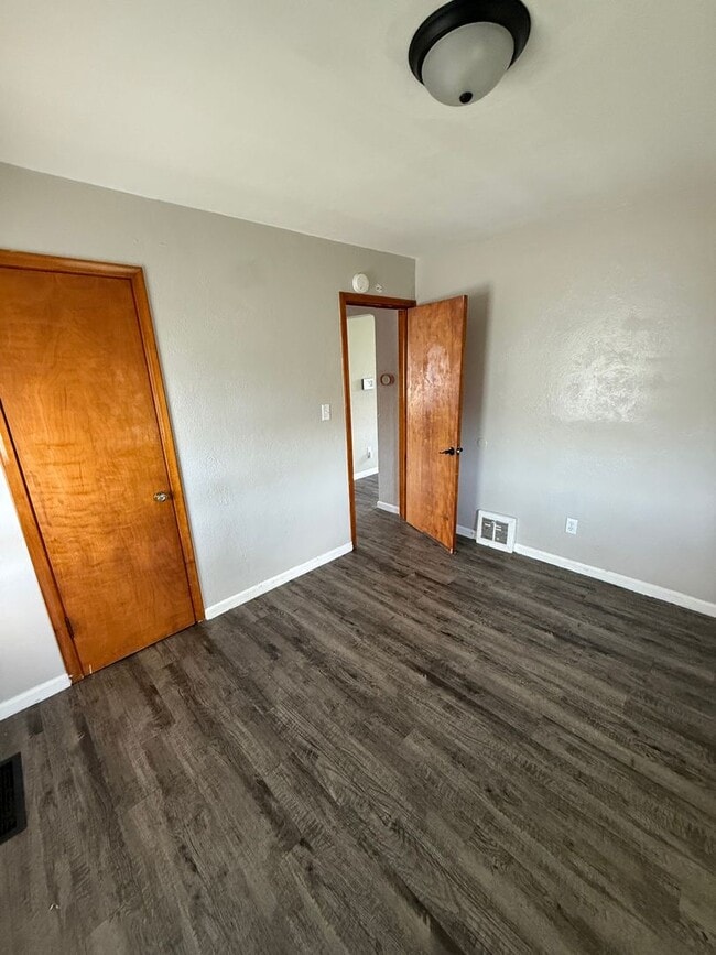 Photo - 2 Bed 1 Bath