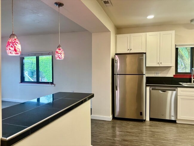 Photo - 2018 S 104th St Unidad 2020