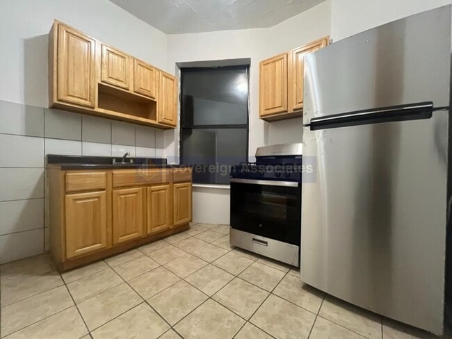 Building Photo - 301 W 141st St