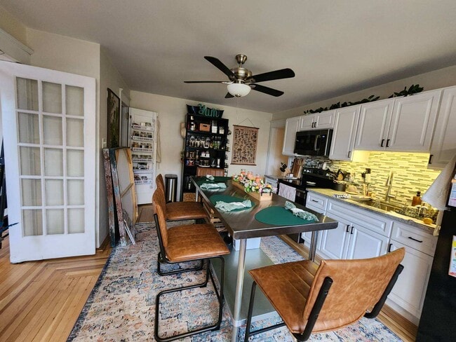 Photo - 724 N 19th St Unidad 724 N 19th st First floor