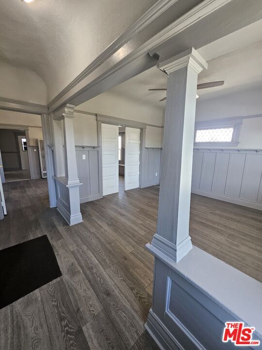 Photo - 643 57th St Unidad 1/2