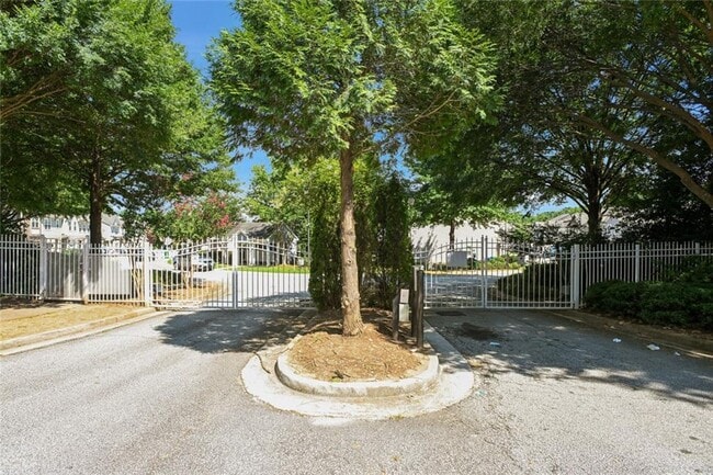 Photo - 2705 Avanti Way