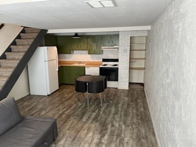 Photo - 1BD 1BTH Townhouse near Belmar Unidad 27