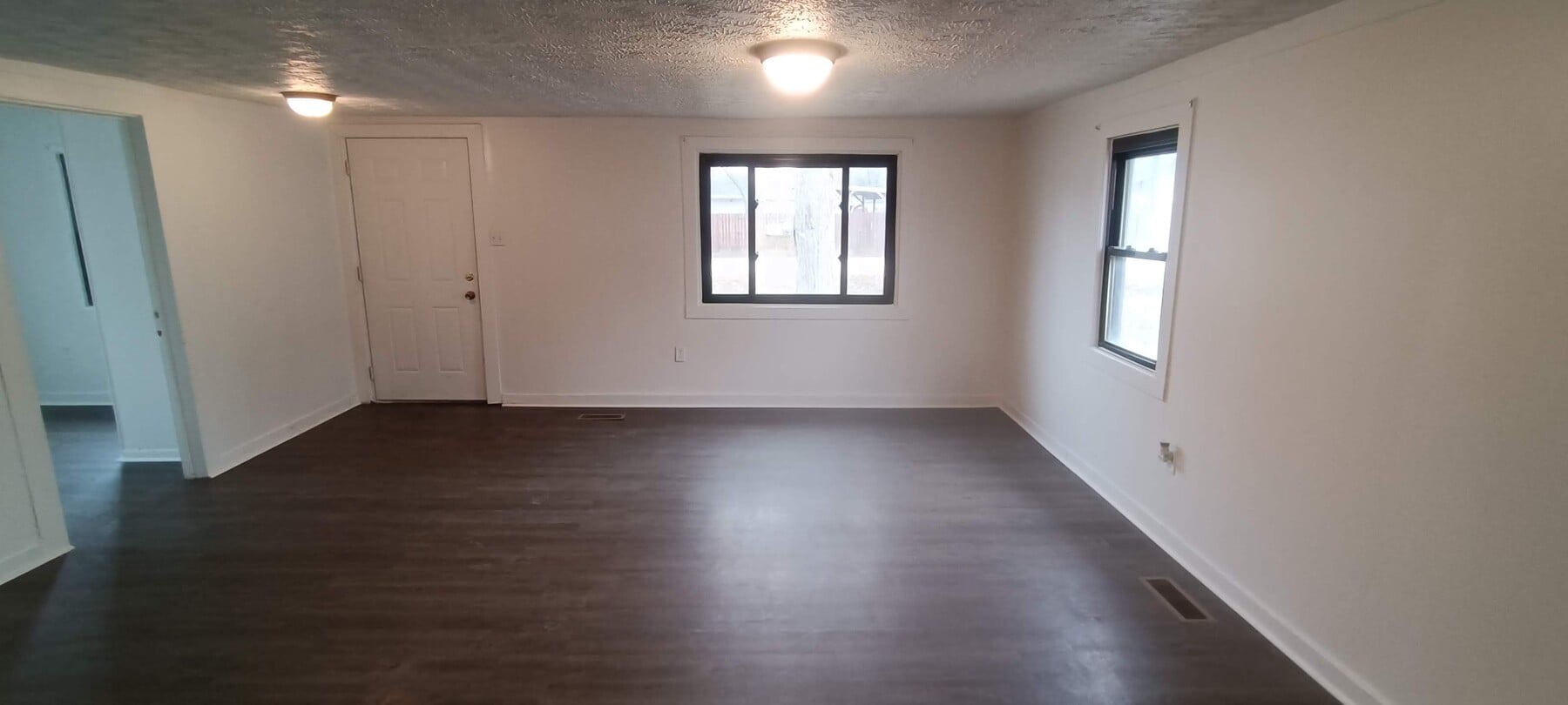 Photo - 3206 S Temple Ave