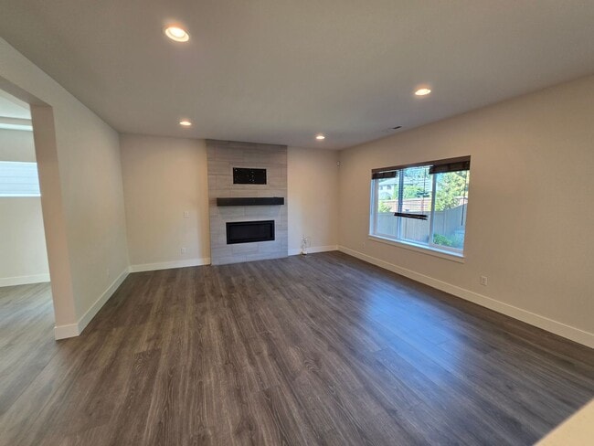 1631 182nd Pl SW