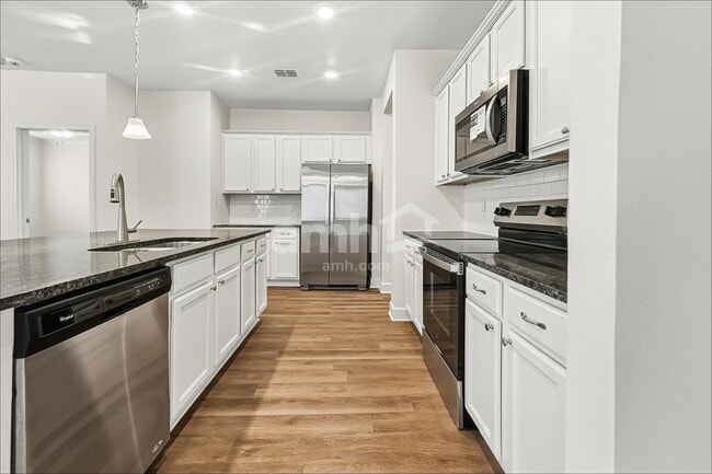 974 Sunny Stroll Dr