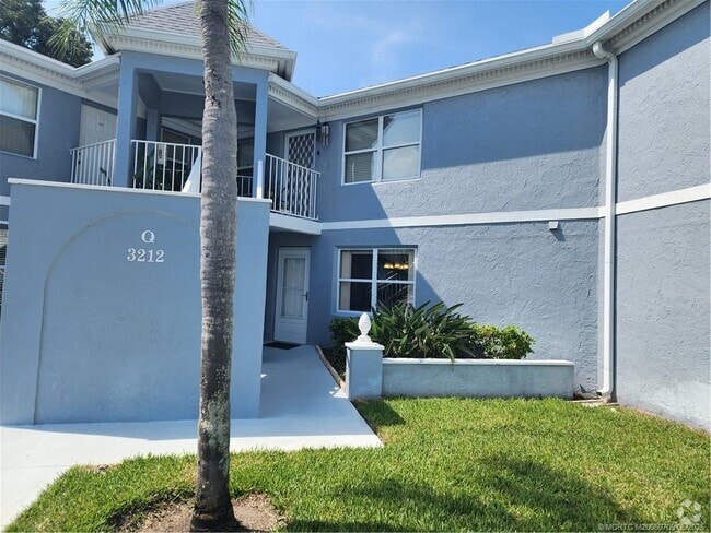 Building Photo - 3212 SE Aster Ln Unit 110 Rental