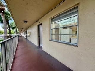 Photo - 3121 NW 47th Terrace Unidad 212