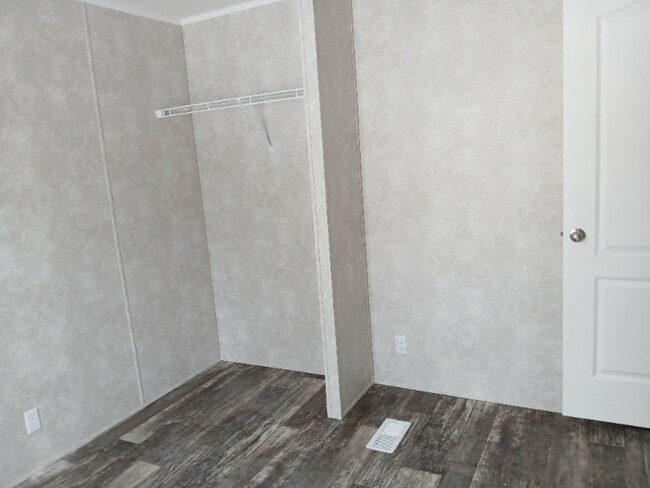 Photo - 102 Naples Dr